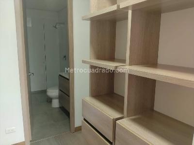 Apartaestudio en venta en Loma De Los Gonzalez, Medellín, 67 m² · foto 13 de 16