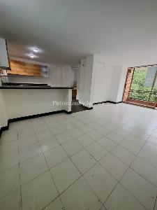 Apartamento en arriendo en San Lucas, Medellín · foto 2 de 16