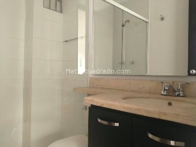 Apartamento en arriendo en San Lucas, Medellín · foto 18 de 20