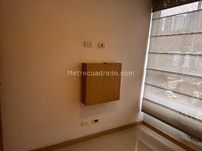 Apartamento de 2 alcobas en arriendo en Loma Del Indio, Medellín, 68 m² · foto 14 de 18