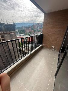 Apartamento de 2 alcobas en arriendo en Ciudad Del Rio, Medellín, 62 m² · foto 7 de 20