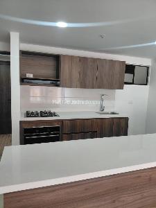 Apartamento en venta en Loma Del Indio, Medellín · foto 2 de 18