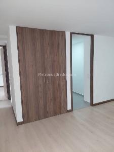 Apartamento en venta en Loma Del Indio, Medellín · foto 4 de 18
