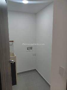 Apartamento en venta en Loma Del Indio, Medellín · foto 6 de 18