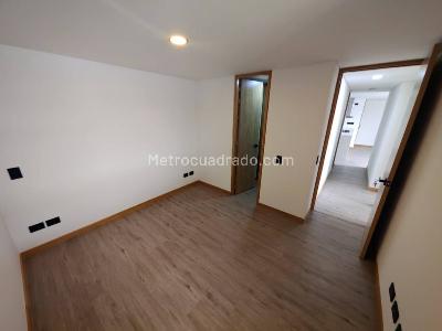 Apartamento de 3 alcobas en arriendo en Poblado Altos Delpoblado, Medellín, 76 m² · foto 9 de 14