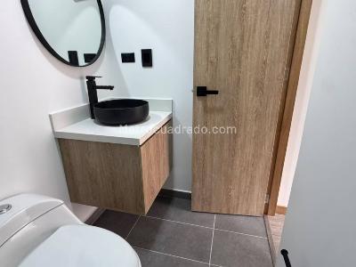 Apartaestudio en arriendo en Poblado Altos Del Poblado, Medellín · foto 12 de 15