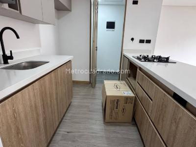 Apartaestudio en arriendo en Poblado Altos Del Poblado, Medellín · foto 4 de 15