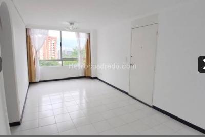 Apartamento de 3 alcobas en arriendo en Loma Del Indio, Medellín, 80 m² · foto 8 de 15
