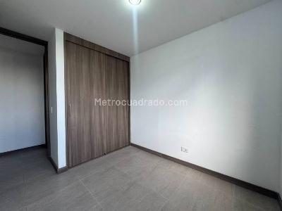 Apartamento en venta en Itagui, Itagüí · foto 9 de 19
