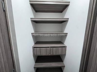 Apartamento de 3 alcobas en arriendo en Las Palmas, Medellín, 70 m² · foto 12 de 20