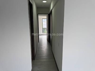 Apartamento de 3 alcobas en arriendo en Las Palmas, Medellín, 70 m² · foto 6 de 20