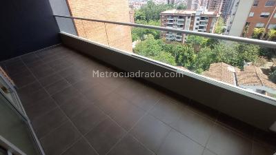 Apartamento de 2 alcobas en arriendo en Ciudad Del Rio, Medellín, 84 m² · foto 4 de 16