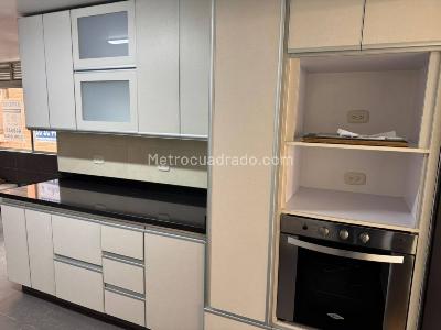 Apartamento de 3 alcobas en arriendo en Conquistadores, Medellín, 157 m² · foto 4 de 20