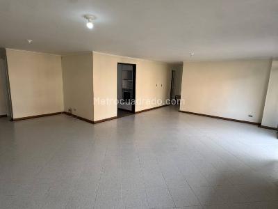 Apartamento de 3 alcobas en arriendo en Conquistadores, Medellín, 157 m² · foto 8 de 20