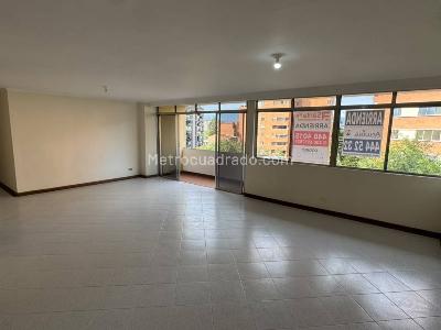 Apartamento de 3 alcobas en arriendo en Conquistadores, Medellín, 157 m² · foto 9 de 20