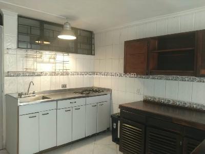 Apartaestudio en arriendo en Castropol, Medellín, 30 m² · foto 9 de 12