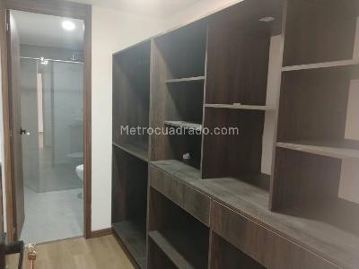 Apartaestudio en venta en El Poblado Loma Del Indio, Medellín, 59 m² · foto 14 de 16