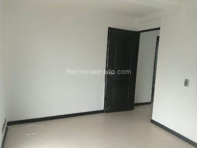 Apartamento de 2 alcobas en arriendo en Loma Del Indio, Medellín, 53 m² · foto 11 de 16