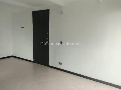 Apartamento de 2 alcobas en arriendo en Loma Del Indio, Medellín, 53 m² · foto 3 de 16