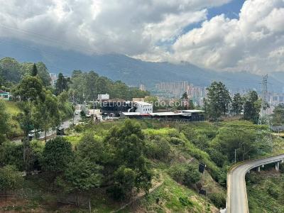 Apartamento en arriendo en Las Palmas, Medellín · foto 8 de 20