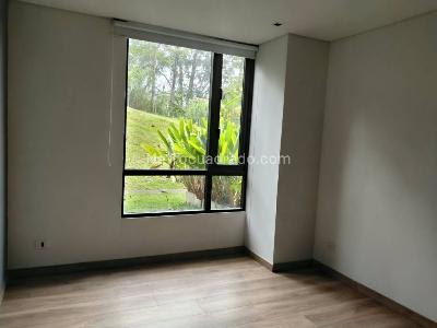 Apartamento de 3 alcobas en venta en Las Palmas, Medellín, 112 m² · foto 8 de 20