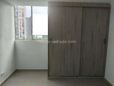 Apartamento en venta en Loma Del Indio, Medellín · foto 8 de 16