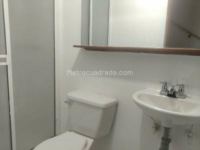 Apartamento de 3 alcobas en venta en Loma Del Indio, Medellín, 102 m² · foto 16 de 18