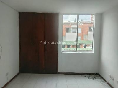 Apartamento de 3 alcobas en venta en Loma Del Indio, Medellín, 102 m² · foto 8 de 18