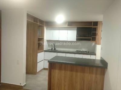 Apartamento de 3 alcobas en arriendo en Altos Del Poblado, Medellín, 74 m² · foto 6 de 18