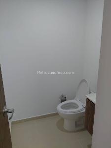 Apartaestudio en arriendo en Loma Del Indio, Medellín, 58 m² · foto 17 de 20