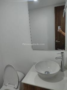 Apartaestudio en arriendo en Loma Del Indio, Medellín, 58 m² · foto 18 de 20