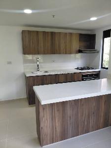 Apartaestudio en arriendo en Loma Del Indio, Medellín, 58 m² · foto 3 de 20