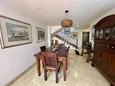 Casa de 4 alcobas en venta en El Poblado, Medellín, 360 m² · foto 6 de 20