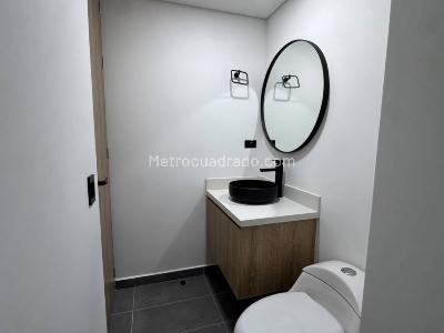 Apartamento de 2 alcobas en arriendo en Poblado Altos Delpoblado, Medellín, 70 m² · foto 13 de 17