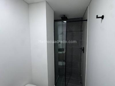 Apartamento de 2 alcobas en arriendo en Poblado Altos Delpoblado, Medellín, 70 m² · foto 14 de 17