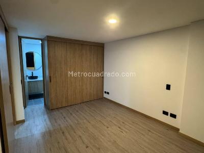 Apartamento de 2 alcobas en arriendo en Poblado Altos Delpoblado, Medellín, 70 m² · foto 10 de 16