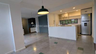 Apartamento en venta en El Poblado, Medellín · foto 5 de 12