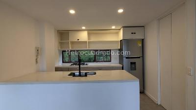 Apartamento en venta en El Poblado, Medellín · foto 6 de 12