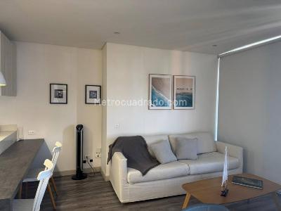Apartaestudio en venta en El Poblado, Medellín, 58 m² · foto 2 de 13
