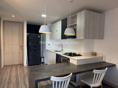 Apartaestudio en venta en El Poblado, Medellín, 58 m² · foto 4 de 13