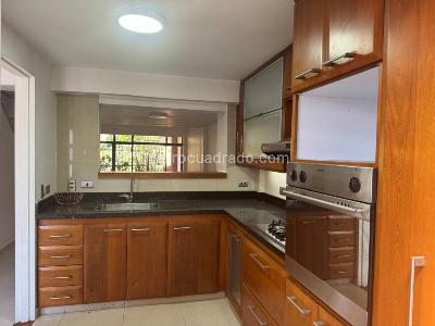 Casa de 2 alcobas en arriendo en El Poblado, Medellín, 116 m² · foto 6 de 20