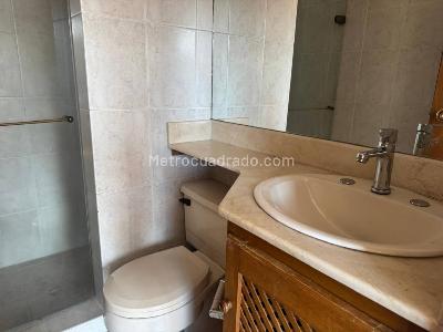 Casa de 2 alcobas en arriendo en El Poblado, Medellín, 116 m² · foto 18 de 20