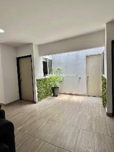 Casa de 4 alcobas en arriendo en Cuarta Brigada, Medellín, 300 m² · foto 11 de 19