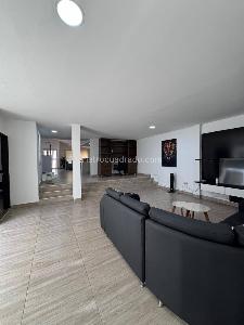 Casa de 4 alcobas en arriendo en Cuarta Brigada, Medellín, 300 m² · foto 6 de 19