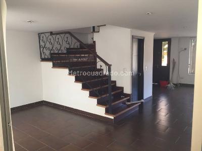 Casa de 4 alcobas en arriendo en La Doctora, Sabaneta, 80 m² · foto 8 de 20