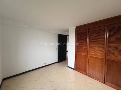 Apartamento de 2 alcobas en venta en Las Lomas, Medellín, 65 m² · foto 14 de 15