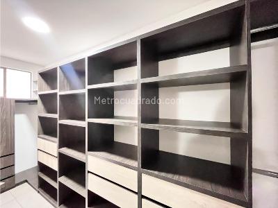 Casa de 3 alcobas en venta en Benedictinos, Envigado, 270 m² · foto 16 de 20
