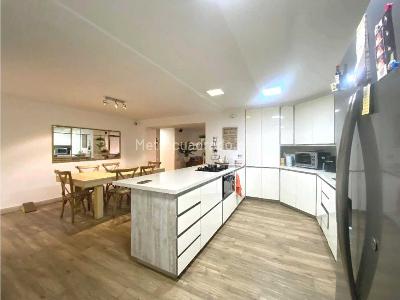 Apartamento en venta en El Poblado, Medellín · foto 9 de 20