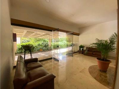 Apartamento en venta en El Poblado, Medellín · foto 4 de 17