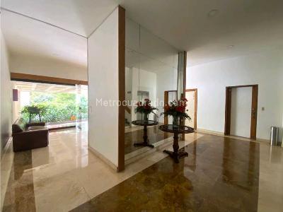 Apartamento en venta en El Poblado, Medellín · foto 5 de 17